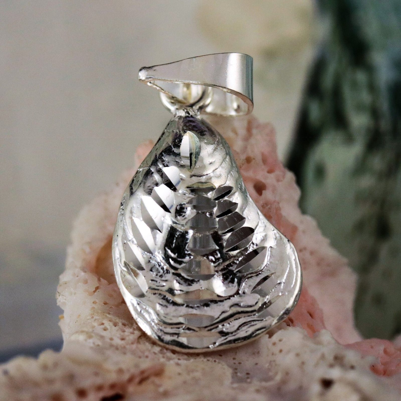Oyster clearance shell pendant