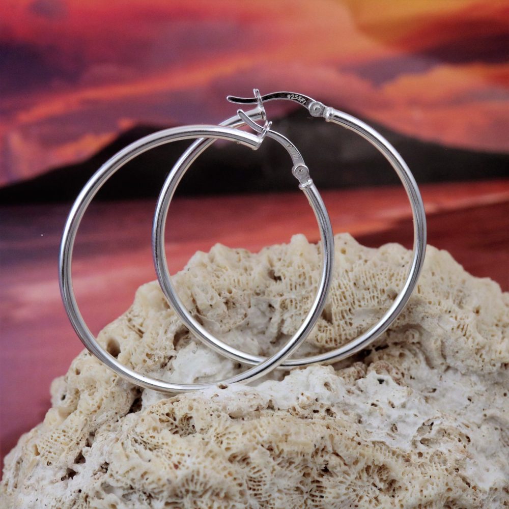 18 x 2mm 925 sterling silver hoop earrings.